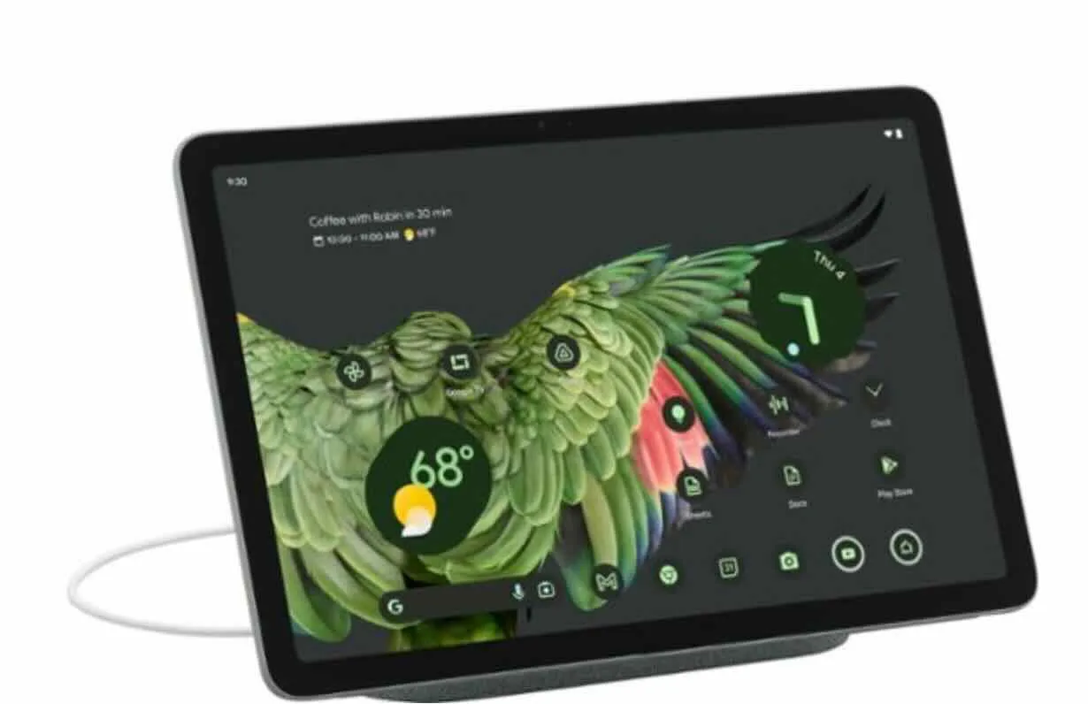 Google Pixel Tablet with Charging Speaker Dock