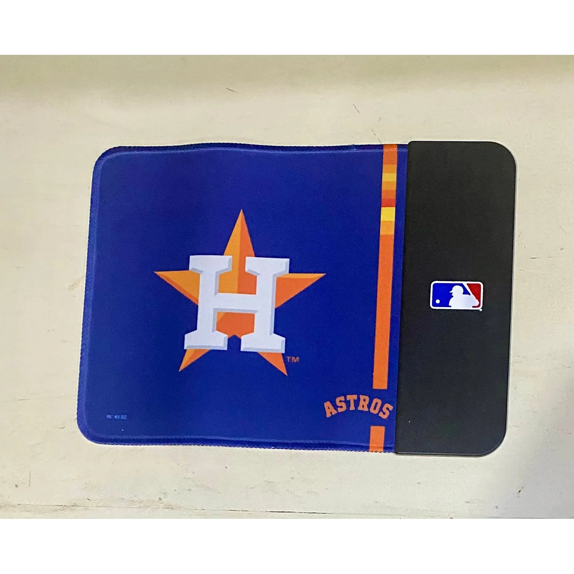 Houston Astros Wireless Charging Mousepad