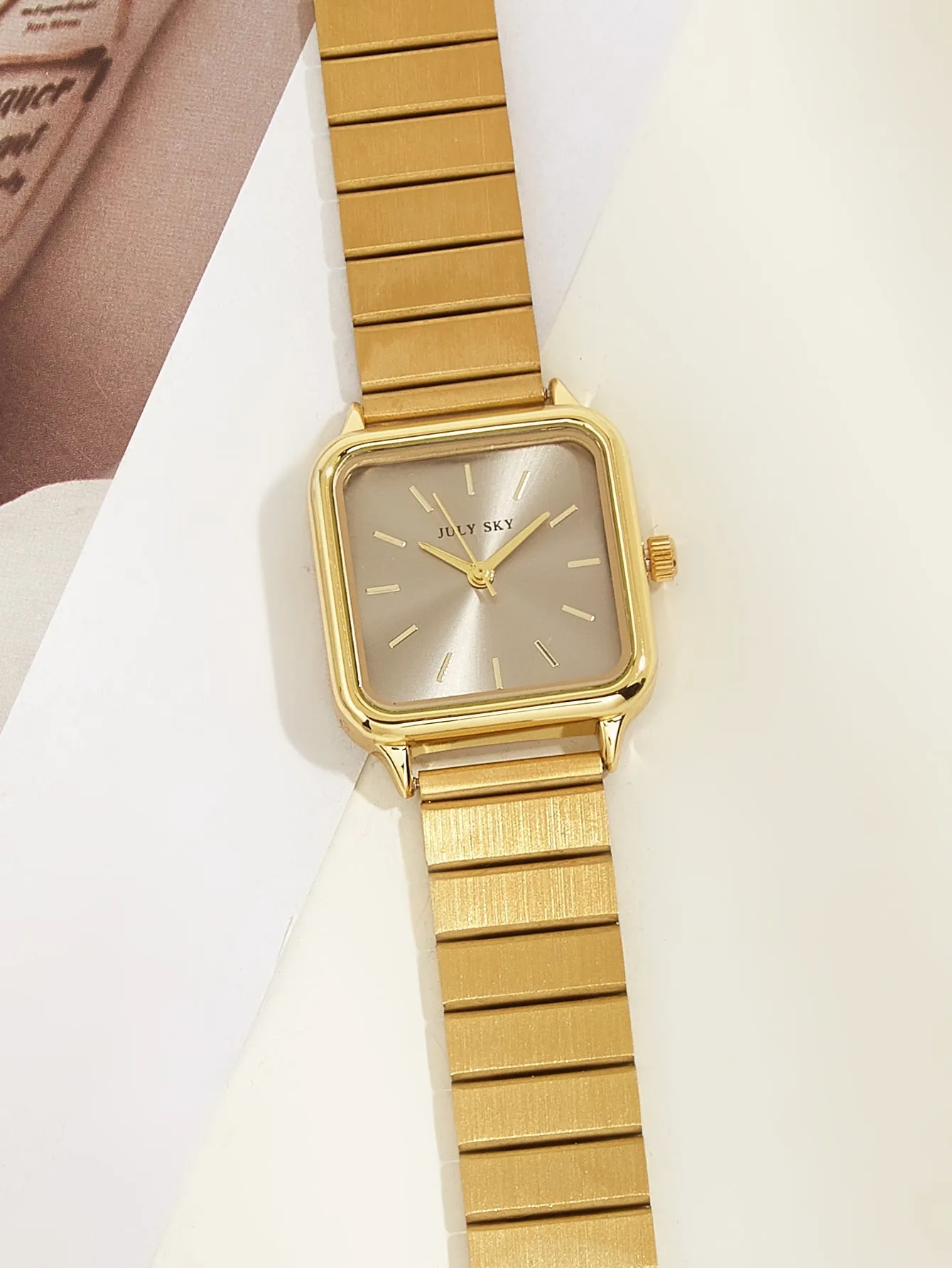 Ladies' Gold Elegant & Simple Stainless Steel Band Quartz Watch