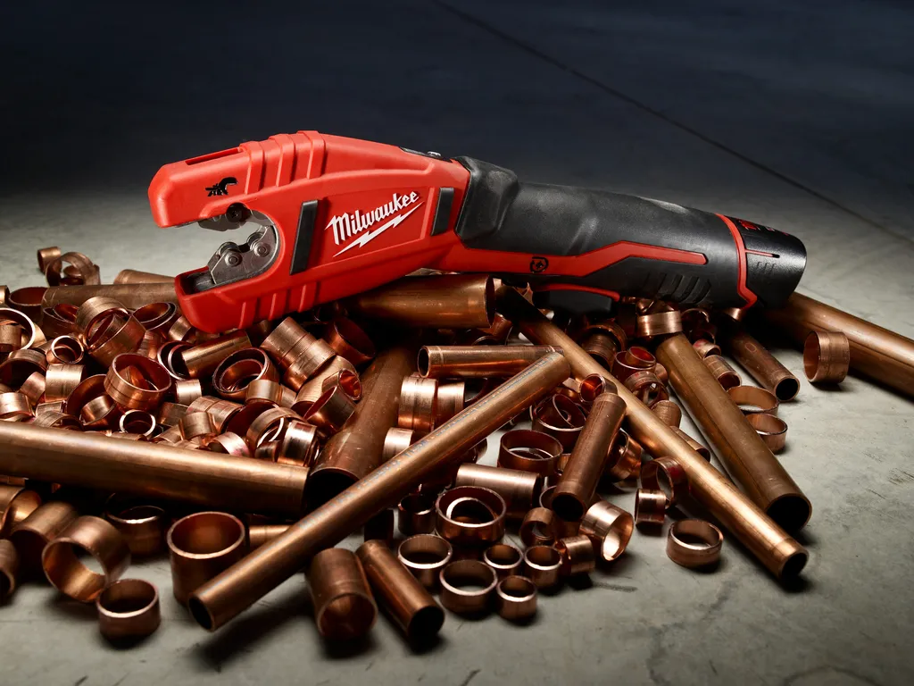 Milwaukee M12 Cordless Lithium-Ion 14" Copper Tubing Cutter